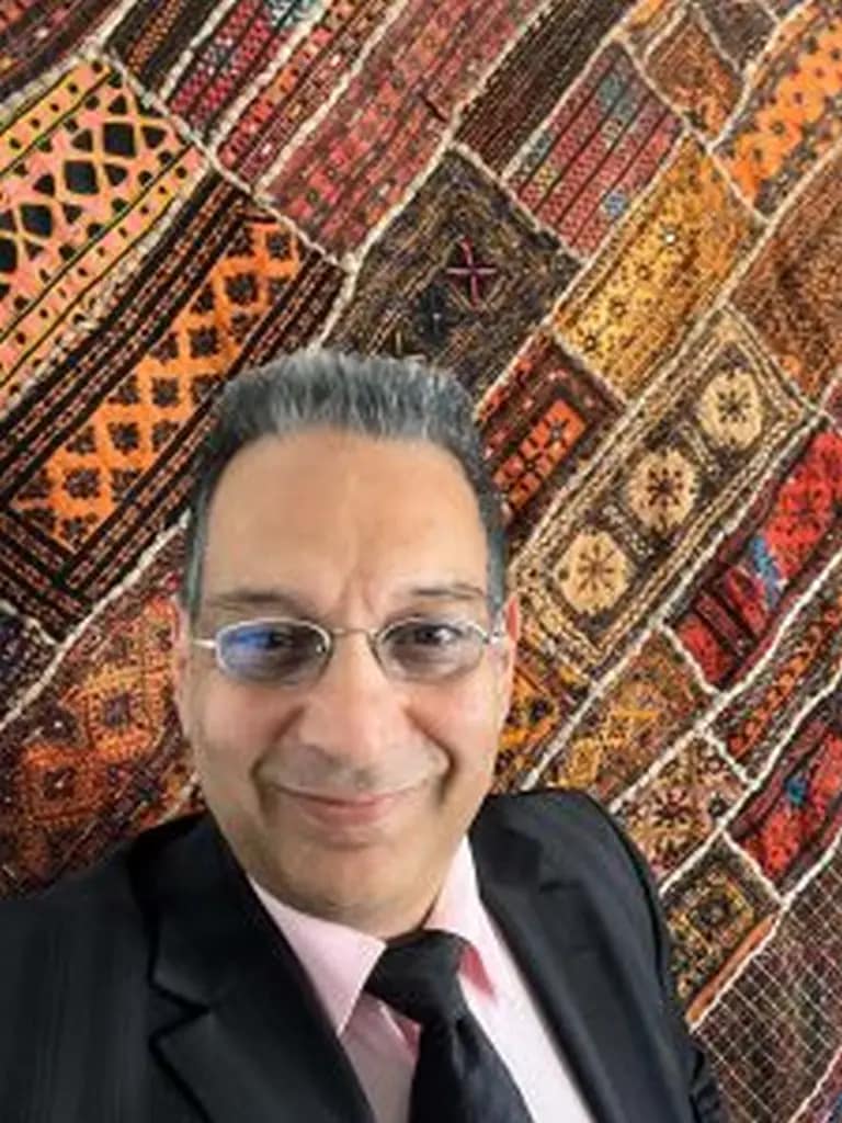 Professionelle Teppichveredelung und Reinigung Aachen - Amir Kia